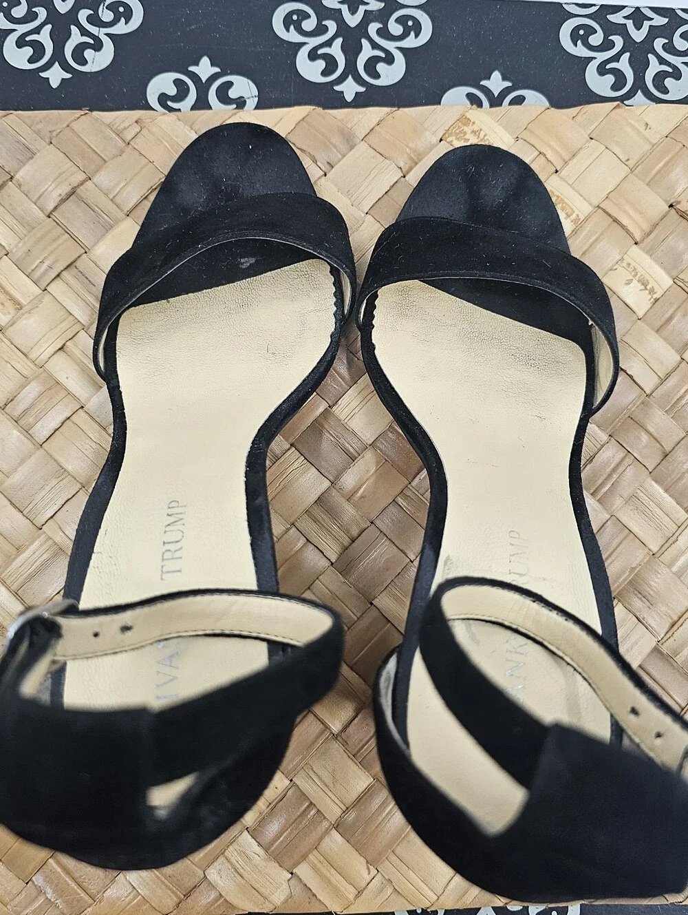 Ivanka Trump Emalyn Black Heel Ankle-Strap Dress Sandal Size 9.5
